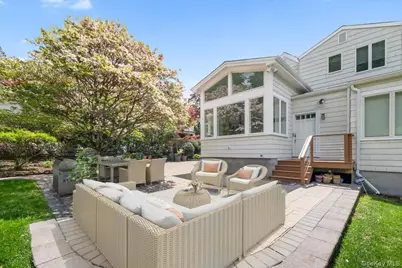 145 Woodlands Avenue, White Plains, NY 10607 - Photo 28