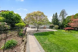 145 Woodlands Ave, White Plains, NY 10607 - Photo 34
