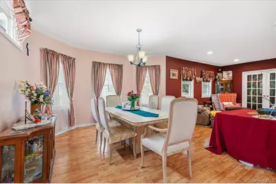 56 Sycamore Street, Patchogue, NY 11772 - Photo 12