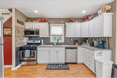 56 Sycamore Street, Patchogue, NY 11772 - Photo 8