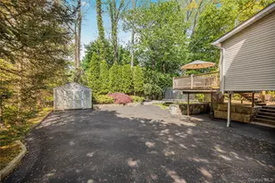 32 Chaucer St, Hartsdale, NY 10530 - Photo 30