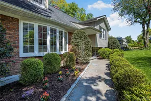 32 Chaucer St, Hartsdale, NY 10530 - Photo 34