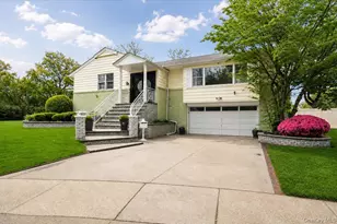 916 Lawrence Ct, Woodmere, NY 11581 - Photo 2