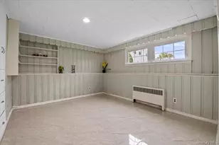 916 Lawrence Ct, Woodmere, NY 11581 - Photo 28