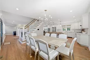 48 Iroquois St E, Massapequa, NY 11758 - Photo 8