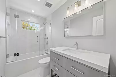 48 Iroquois Street E, Massapequa, NY 11758 - Photo 30