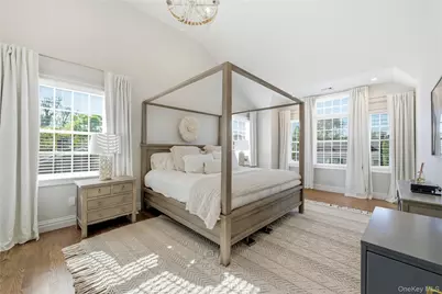 48 Iroquois Street E, Massapequa, NY 11758 - Photo 24
