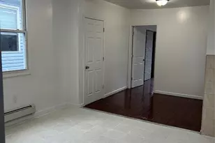 14616 106 Ave Ave, Jamaica South, NY 11435 - Photo 4