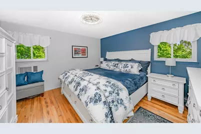 247 Bow Drive, Hauppauge, NY 11788 - Photo 16