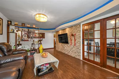 99-05 59 Ave #5C, Corona, NY 11368 - Photo 6