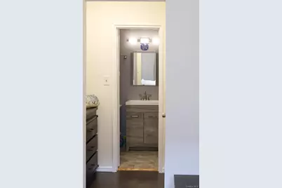 100 S Ocean Avenue S #2R, Freeport, NY 11520 - Photo 12