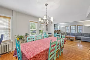 148 Willis Ct, Woodmere, NY 11598 - Photo 14