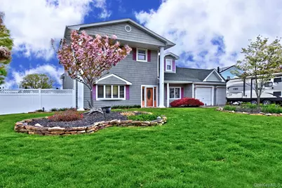 395 8th Street, Bohemia, NY 11716 - Photo 1