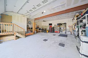 42 Oceanview Ave, Farmingville, NY 11738 - Photo 22