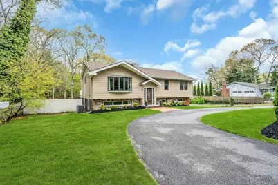 451 Gibbs Pond Road, Nesconset, NY 11767 - Photo 2