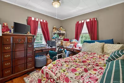 16 Gariss Street, Port Jervis, NY 12771 - Photo 10