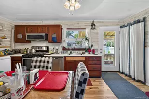 16 Gariss St, Port Jervis, NY 12771 - Photo 8