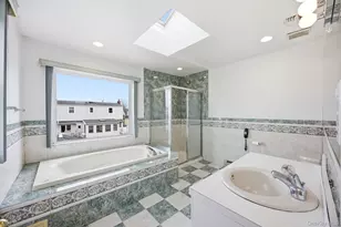 16 6th Ave, New Hyde Park, NY 11040 - Photo 18
