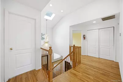 16 6th Avenue, New Hyde Park, NY 11040 - Photo 14