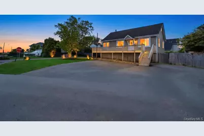 446 Riviera Drive, Mastic Beach, NY 11951 - Photo 18