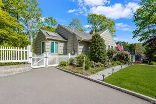 42 Shady Ln, Huntington, NY 11743 - Photo 2