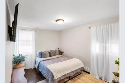31 Peak Street, Ronkonkoma, NY 11779 - Photo 20