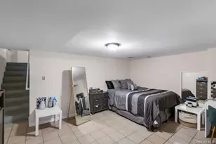 31 Peak St, Ronkonkoma, NY 11779 - Photo 20