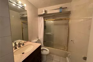 11 Oak Pl, Selden, NY 11784 - Photo 6