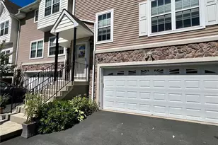 20 Seeley Bull St, Monroe, NY 10950 - Photo 2