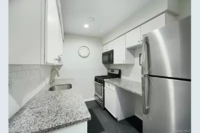 5 Isabel Court, Nanuet, NY 10954 - Photo 8