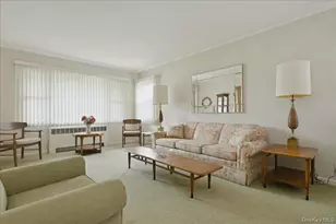 3903 Lincoln St, Seaford, NY 11783 - Photo 6