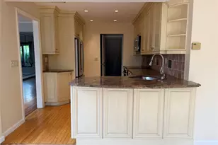 140 Wickshire Dr, East Meadow, NY 11554 - Photo 12