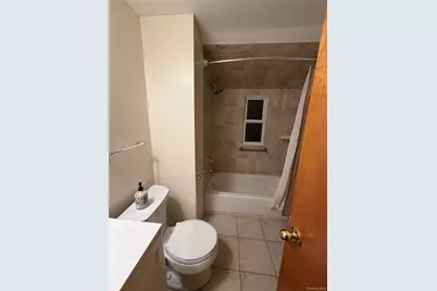 140 Wickshire Drive, East Meadow, NY 11554 - Photo 26
