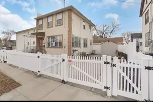 102-64 188th St, Hollis, NY 11423 - Photo 2
