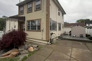 102-64 188th St, Hollis, NY 11423 - Photo 4