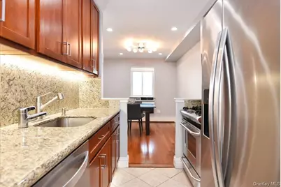 320 E Shore Road #2-A, Great Neck, NY 11023 - Photo 18