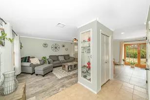 21 Eisenhower Rd, Centereach, NY 11720 - Photo 6