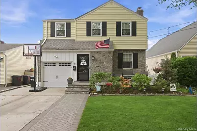 79 Raff Avenue, Floral Park, NY 11001 - Photo 1