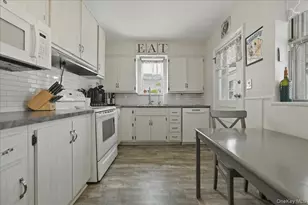 79 Raff Ave, Floral Park, NY 11001 - Photo 16