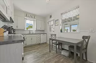 79 Raff Ave, Floral Park, NY 11001 - Photo 18