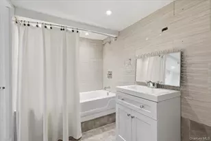 93-22 207th St, Queens Village, NY 11428 - Photo 28