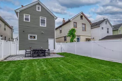 9322 207th Street, Queens Village, NY 11428 - Photo 32