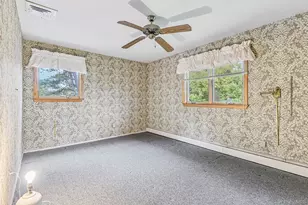 237 Cedar Rd, East Northport, NY 11731 - Photo 30