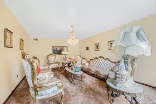 4 Carol Ln, Mamaroneck, NY 10543 - Photo 10