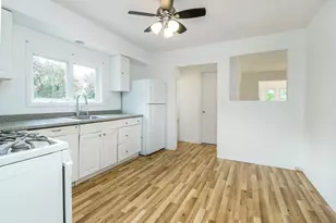 3 Smull Pl, Port Washington, NY 11050 - Photo 12