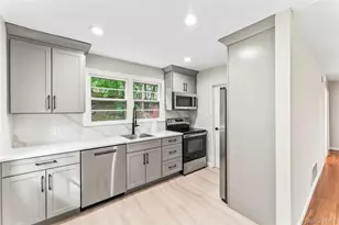 48 High St, Katonah, NY 10536 - Photo 2