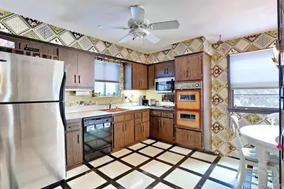4 Crabapple Court, Monsey, NY 10952 - Photo 10