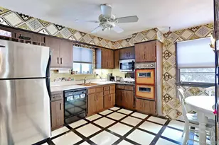 4 Crabapple Ct, Monsey, NY 10952 - Photo 10