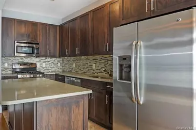 90 Bay Street Landing #3J, New York, NY 10301 - Photo 4