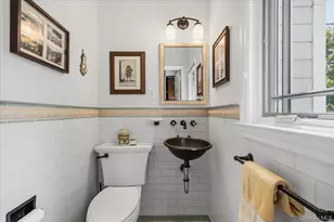 8 Lewis Ln, Port Washington, NY 11050 - Photo 20